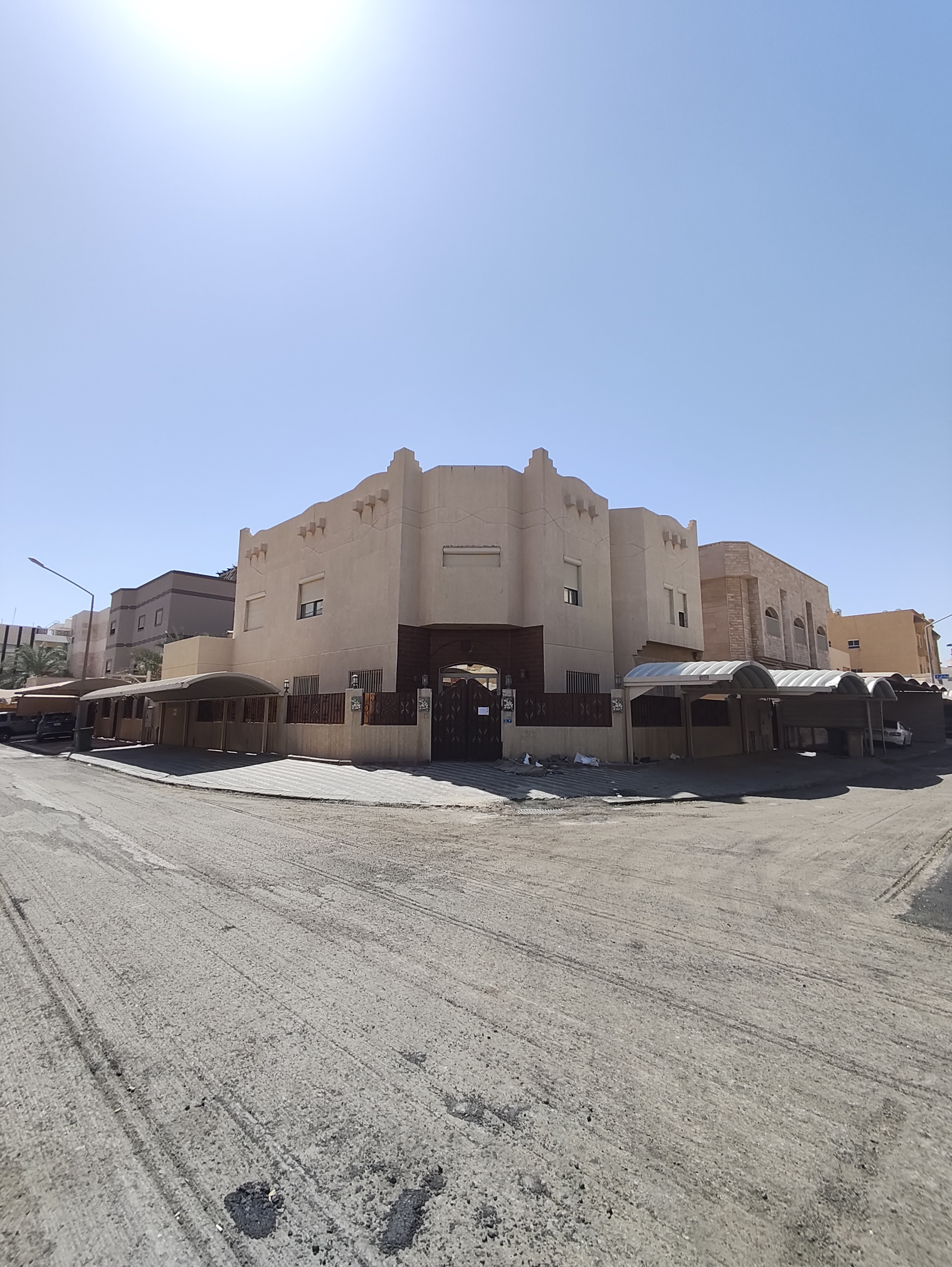 بيت زاوية للبيع فى الجابرية بيت زاوية للبيع فى الجابرية