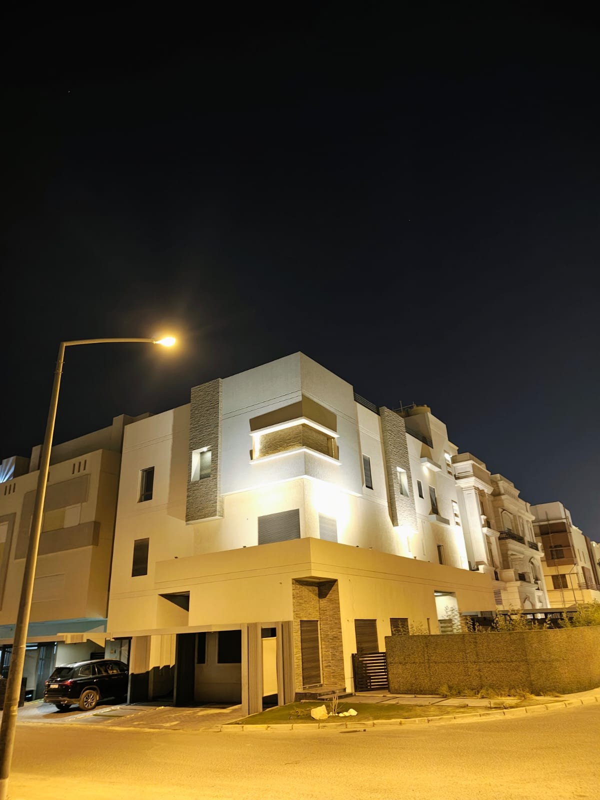 للبيع فيلا فى ضاحية أبوفطيرة زاوية وارتداد للبيع فيلا فى ضاحية أبوفطيرة زاوية وارتداد